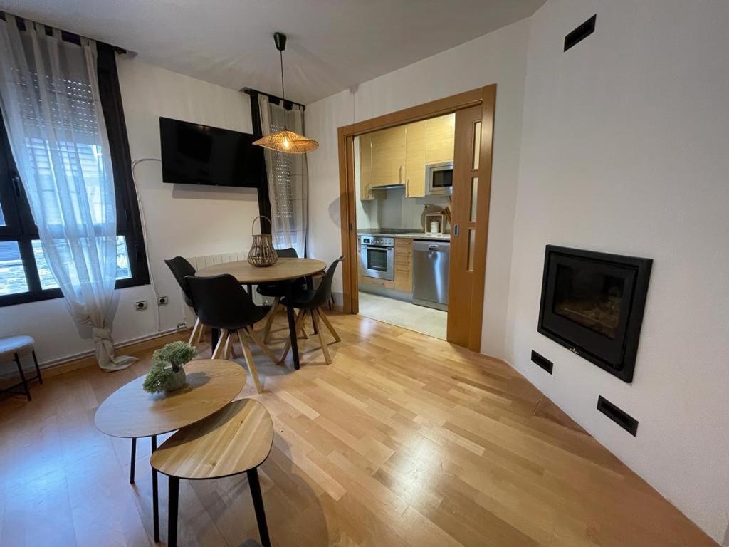 Apartamento La Anaza วิลยานัว ภายนอก รูปภาพ